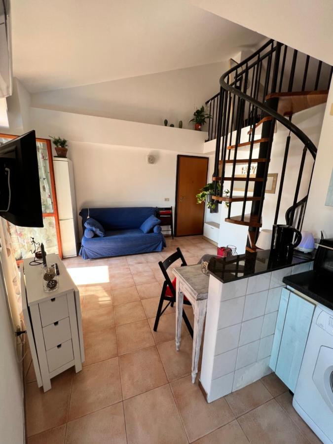 Ferienwohnung Mansardina A Pochi Passi Da Roma Morlupo Exterior foto